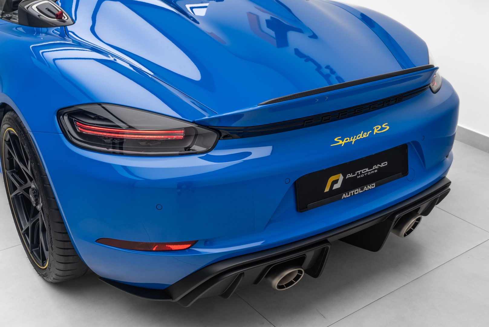 2025 PORSCHE 718 SPYDER RS